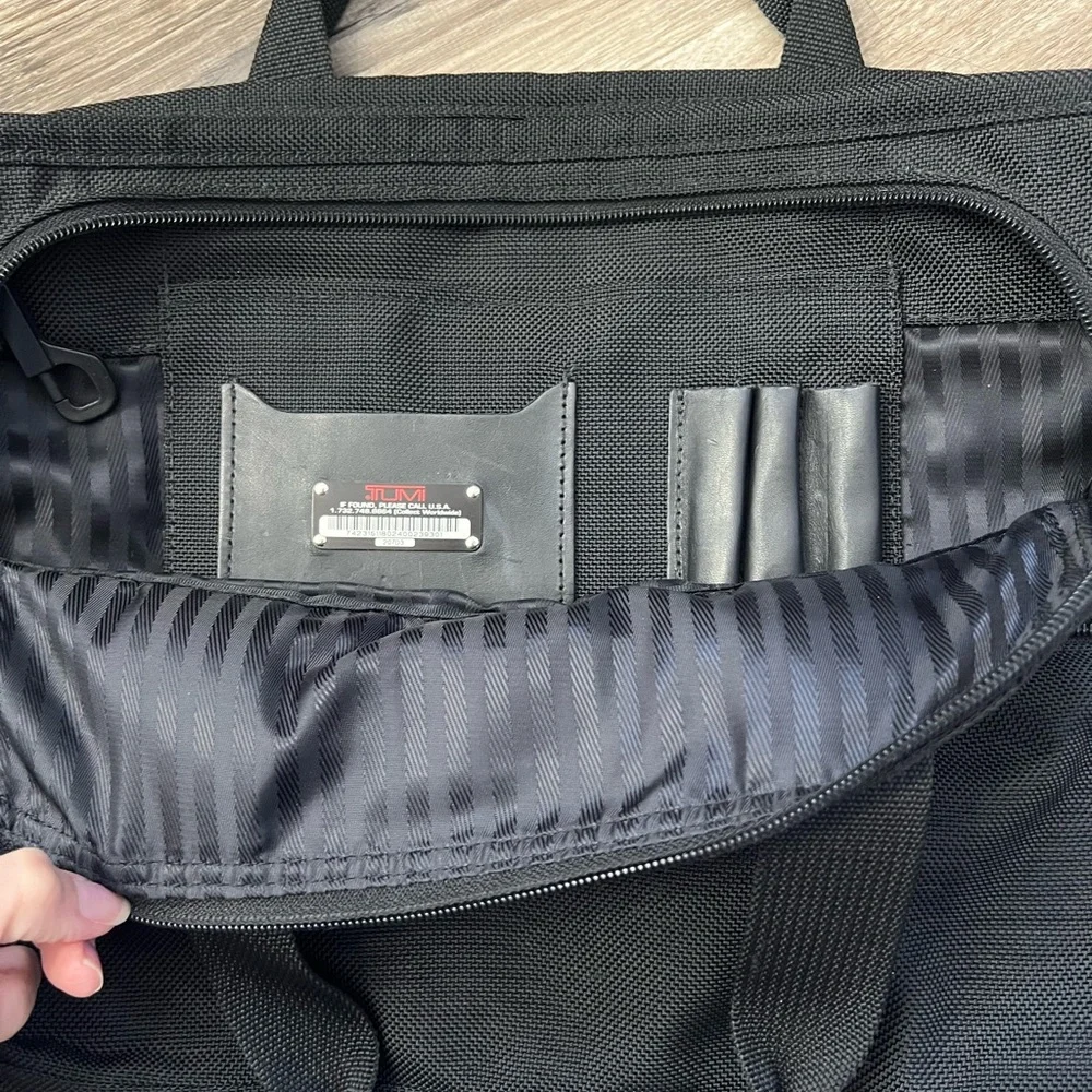 Tumi vintage slim